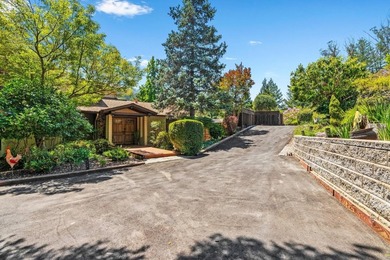 Elegance and Beauty abound in this spacious, private, and - photo 4