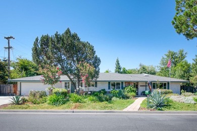 Welcome to 683 W. Browning Ave, nestled in the highly desirable - photo 1