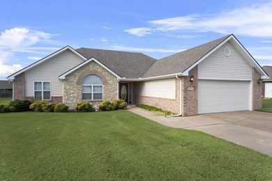 Grand Lake O the Cherokees Home For Sale in Grove Oklahoma