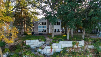 An Extraordinary West Lake Okoboji Waterfront Estate | 50' of - photo 3