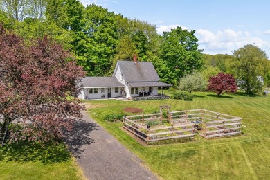 Welcome to 10 Highland Ridge in Hampden -- where convenience - photo 12
