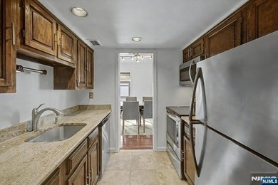 WELCOME TO 1A AT THE WHITEMAN HOUSE IN FORT LEE! THIS IS A - photo 15