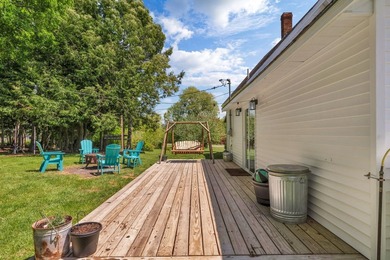 Welcome to 10 Highland Ridge in Hampden -- where convenience - photo 17