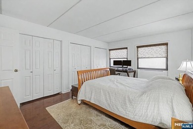WELCOME TO 1A AT THE WHITEMAN HOUSE IN FORT LEE! THIS IS A - photo 20