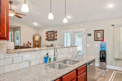 Welcome to this beautifully maintained all-brick 4 bedroom 3 - photo 21