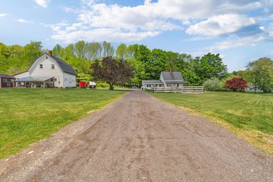 Welcome to 10 Highland Ridge in Hampden -- where convenience - photo 22