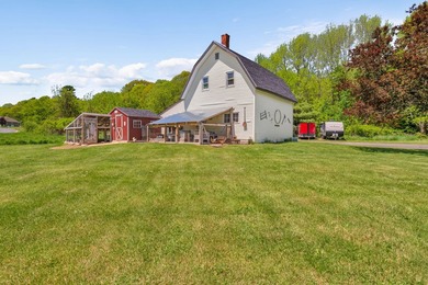 Welcome to 10 Highland Ridge in Hampden -- where convenience - photo 25
