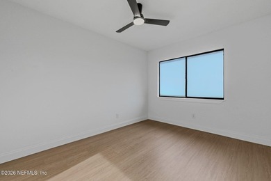 Looking for coastal living in Neptune Beach under $310K? This - photo 30