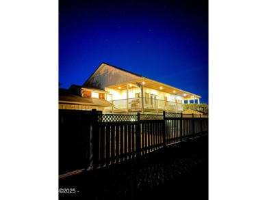 Lake Home For Sale in Florence, Oregon