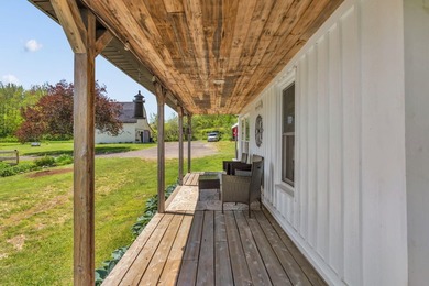 Welcome to 10 Highland Ridge in Hampden -- where convenience - photo 31