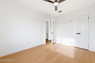 Looking for coastal living in Neptune Beach under $310K? This - photo 31