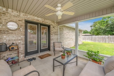 Welcome to this beautifully maintained all-brick 4 bedroom 3 - photo 47