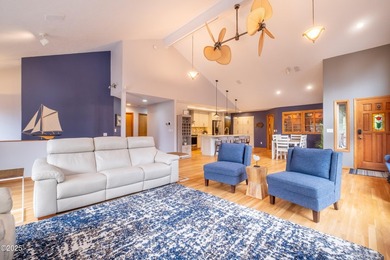 Ocean peaks and priced to sell at $749,900 for this Luxury - photo 14