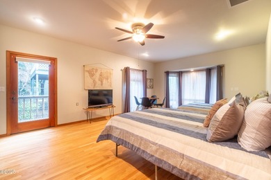 Ocean peaks and priced to sell at $749,900 for this Luxury - photo 17