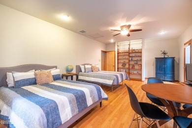 Ocean peaks and priced to sell at $749,900 for this Luxury - photo 18