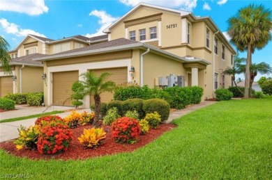 (private lake, pond, creek) Condo For Sale in Fort Myers Florida