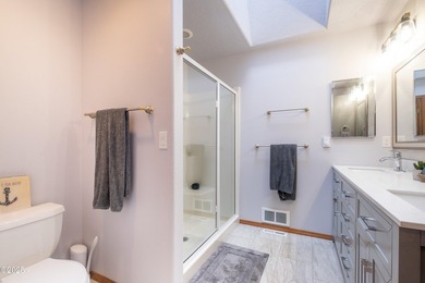 Ocean peaks and priced to sell at $749,900 for this Luxury - photo 26