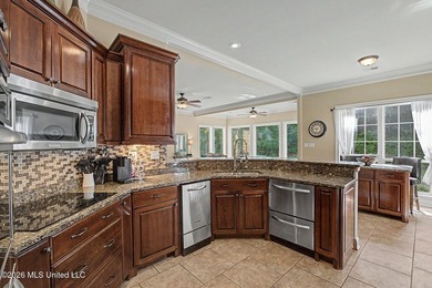 Over 4,200 square feet, 2 bedrooms downstairs, walk-in closets - photo 3