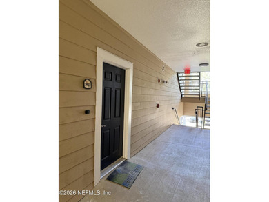 BEAUTIFUL 1 bedroom, 1 bathroom, 2nd floor condo! BEAUTIFUL - photo 4