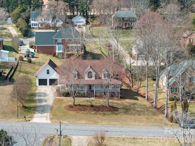 Lake Hickory Home Sale Pending in Hickory North Carolina