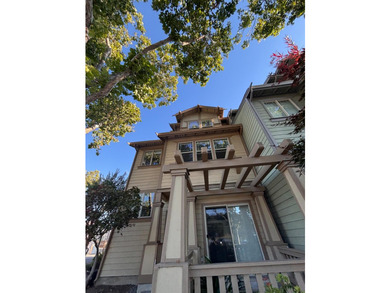 Opportunity awaits at 659 MacArthur Blvd in San Leandro - photo 4