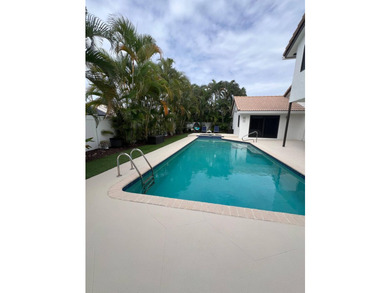 Stunning, renovated two-story estate home located in East Boca's - photo 9