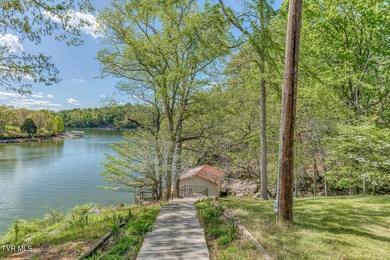 RARE PRIVATE LAKE ESTATE ON 10 ACRES, OVER 11,000 SQ FEET ESTATE - photo 12