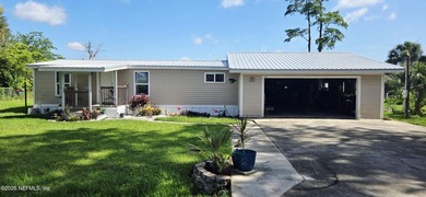 Rare opportunity! Own this beautifully upgraded 3-bedroom - photo 1