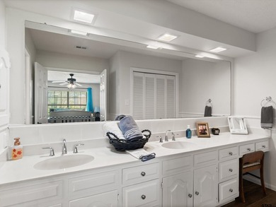 Updated 4 bedroom, (office could be used as a 5th bedroom) 3 - photo 30