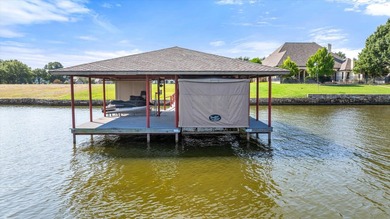 Welcome to an extraordinary waterfront estate that defines - photo 36