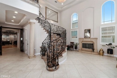 Extraordinary custom estate offering 5,316 sq. ft. of elegant - photo 10