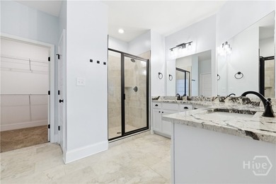 Welcome home to Willow Creek, where sidewalk-lined streets - photo 6