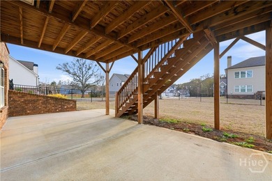 Welcome home to Willow Creek, where sidewalk-lined streets - photo 8