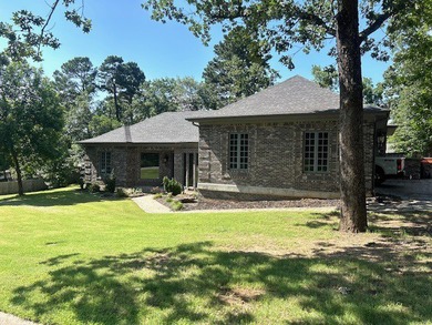 LUXURY LIVING IN THE HEART OF RUSSELLVILLE Experience - photo 1