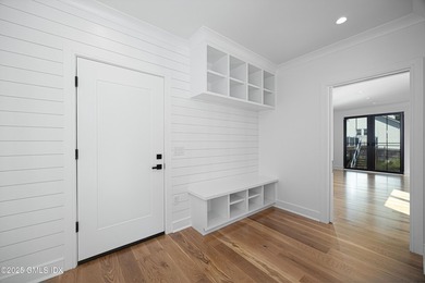 Brand New Luxury Home in Old Greenwich Experience luxury living - photo 11