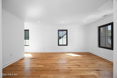 Brand New Luxury Home in Old Greenwich Experience luxury living - photo 21