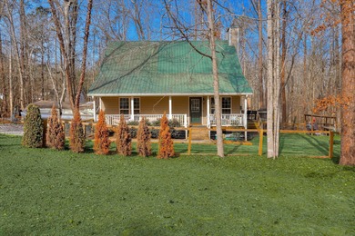 Strom Thurmond / Clarks Hill Lake Home For Sale in Tignall Georgia