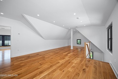 Brand New Luxury Home in Old Greenwich Experience luxury living - photo 27