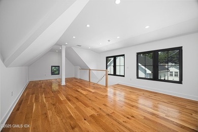 Brand New Luxury Home in Old Greenwich Experience luxury living - photo 28