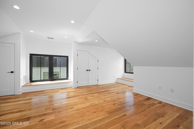 Brand New Luxury Home in Old Greenwich Experience luxury living - photo 29