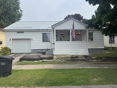 St. Lawrence River - St. Lawrence County Home For Sale in Ogdensburg New York