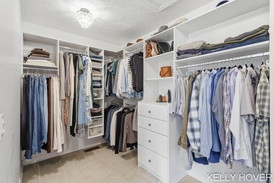 Experience the **Gun Lake lifestyle** in this beautifully - photo 34