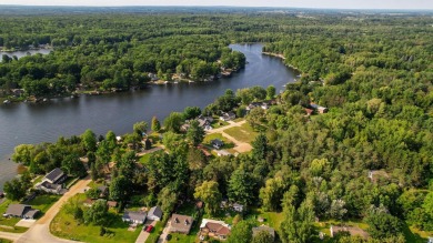 Wiggins Lake Home For Sale in Gladwin Michigan