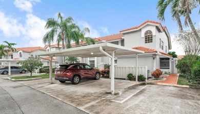 Lake Condo For Sale in Boynton Beach, Florida