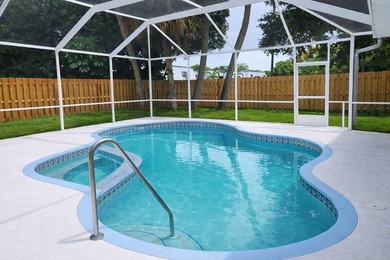 Welcome to this charming single-story residence in Orange - photo 2