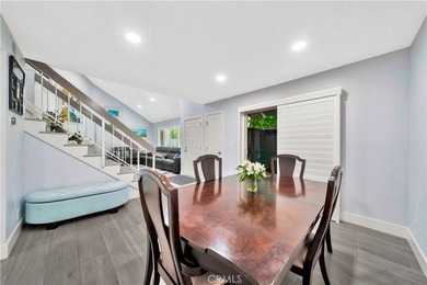 Fully remodeled 3 bedroom with attached large office/bedroom off - photo 9
