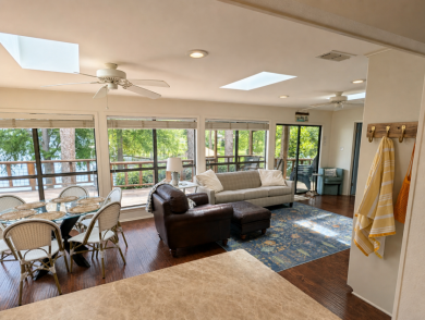Peaceful Lake Cherokee Home with Amazing Views - photo 4