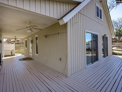 Wake up to the Lake Murray lifestyle at 604 Newberry Drive in - photo 12