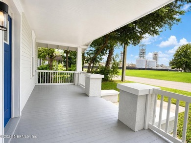 Classic 1930s Craftsman Bungalow on the Greater Northside of - photo 2