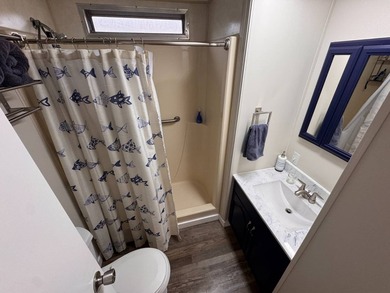 MOVE IN READY. Beautifully furnished home with all new subfloor - photo 15